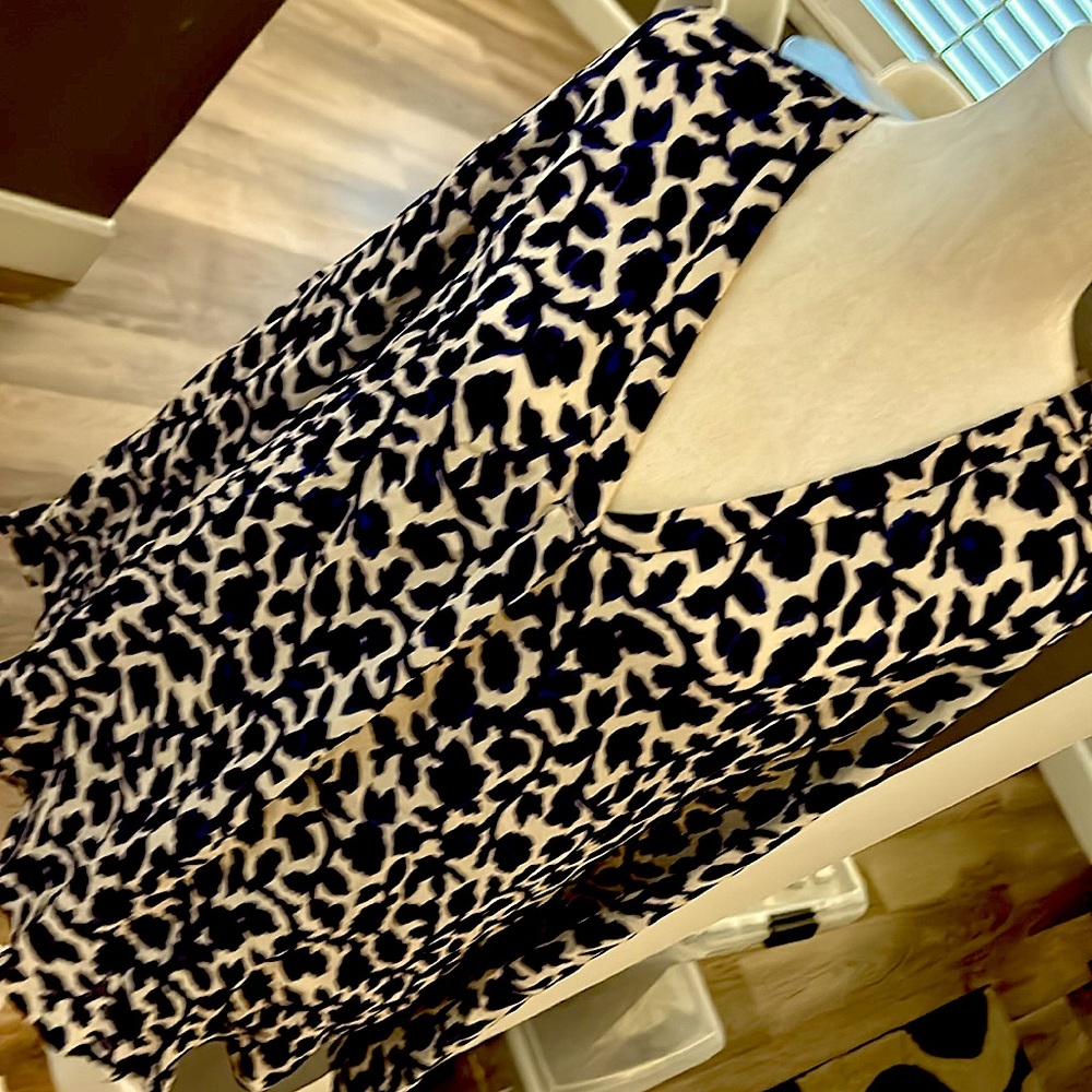 Like New Joie Light Weight Silk Blouse